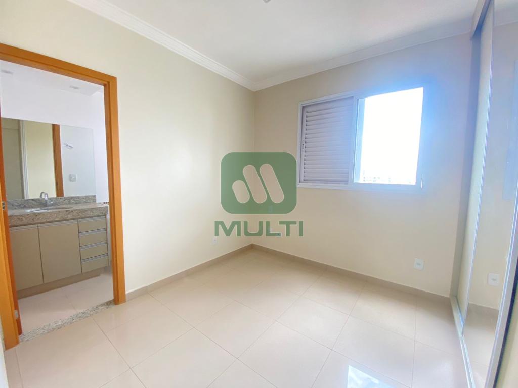 Apartamento à venda com 3 quartos, 94m² - Foto 17