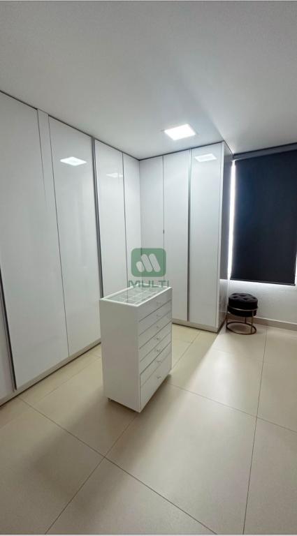 Apartamento à venda com 4 quartos, 171m² - Foto 12