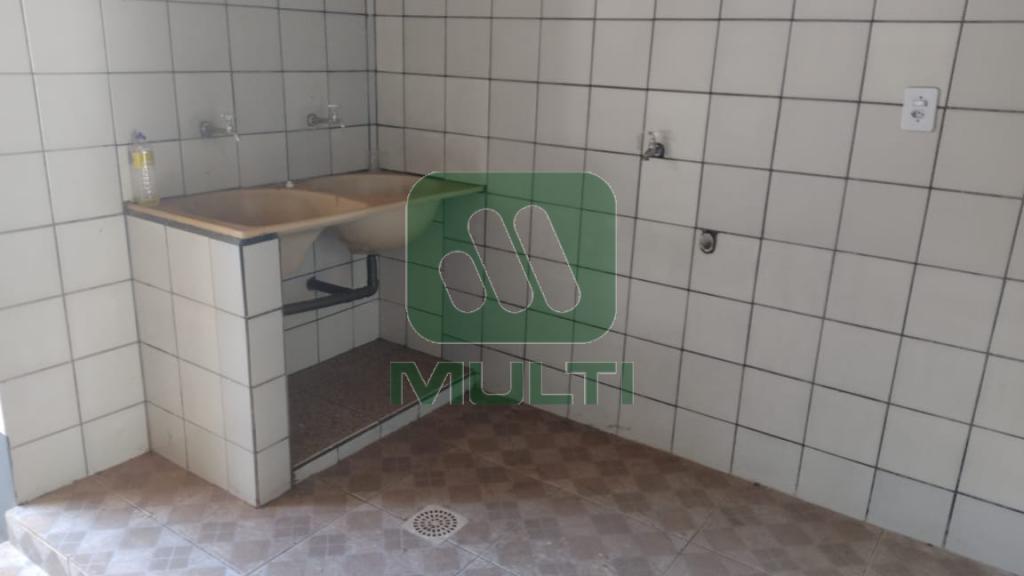 Casa à venda com 3 quartos, 250m² - Foto 19