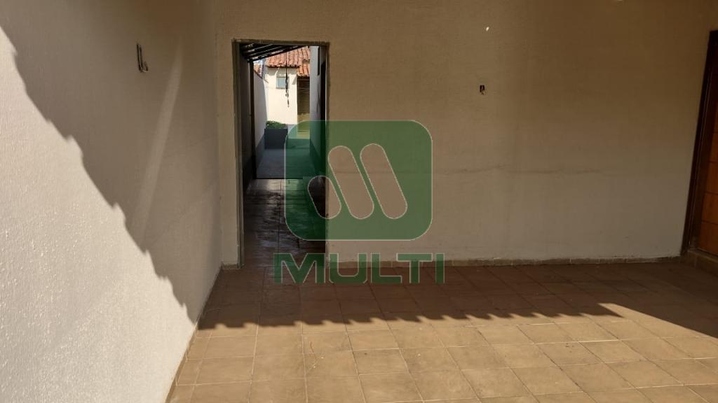 Casa à venda com 3 quartos, 250m² - Foto 20