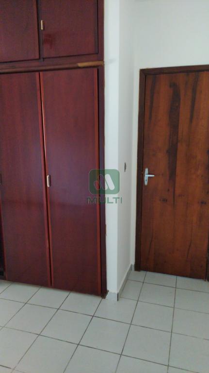 Casa à venda com 3 quartos, 170m² - Foto 12