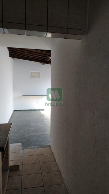 Casa à venda com 3 quartos, 170m² - Foto 14