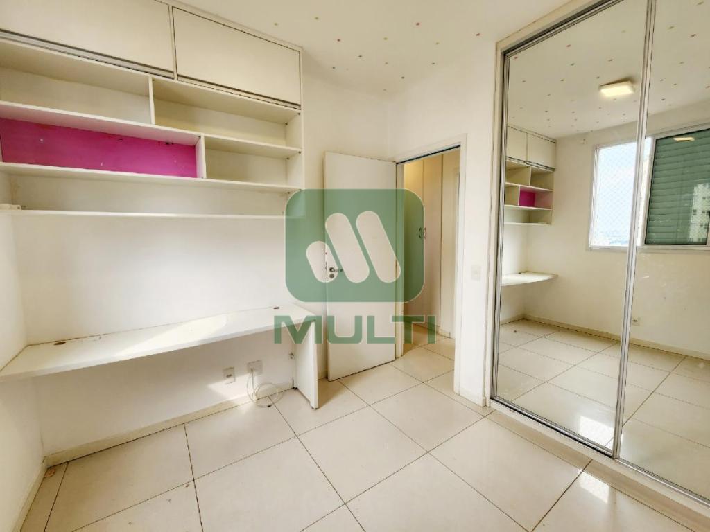 Apartamento à venda com 3 quartos, 84m² - Foto 19