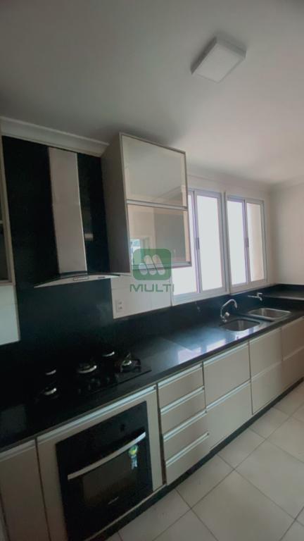 Apartamento à venda com 3 quartos, 84m² - Foto 21