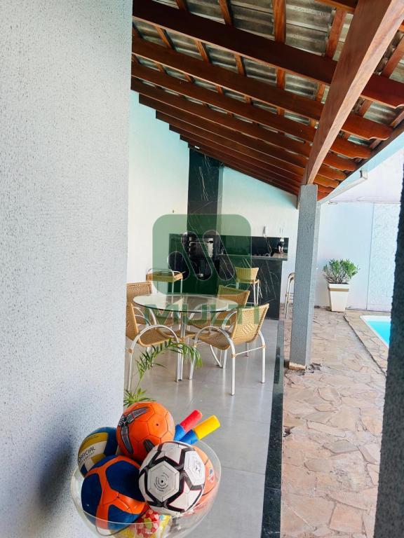 Casa à venda com 3 quartos, 235m² - Foto 15