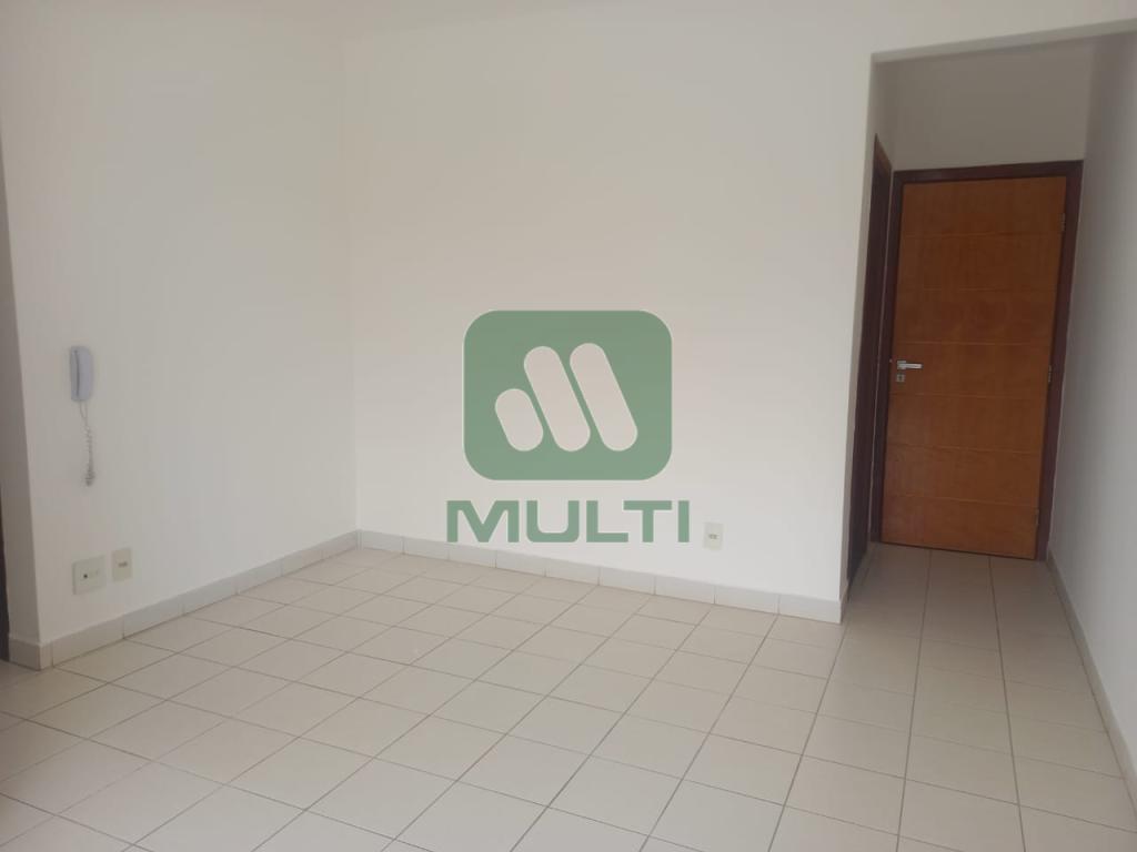 Apartamento à venda com 3 quartos, 76m² - Foto 24