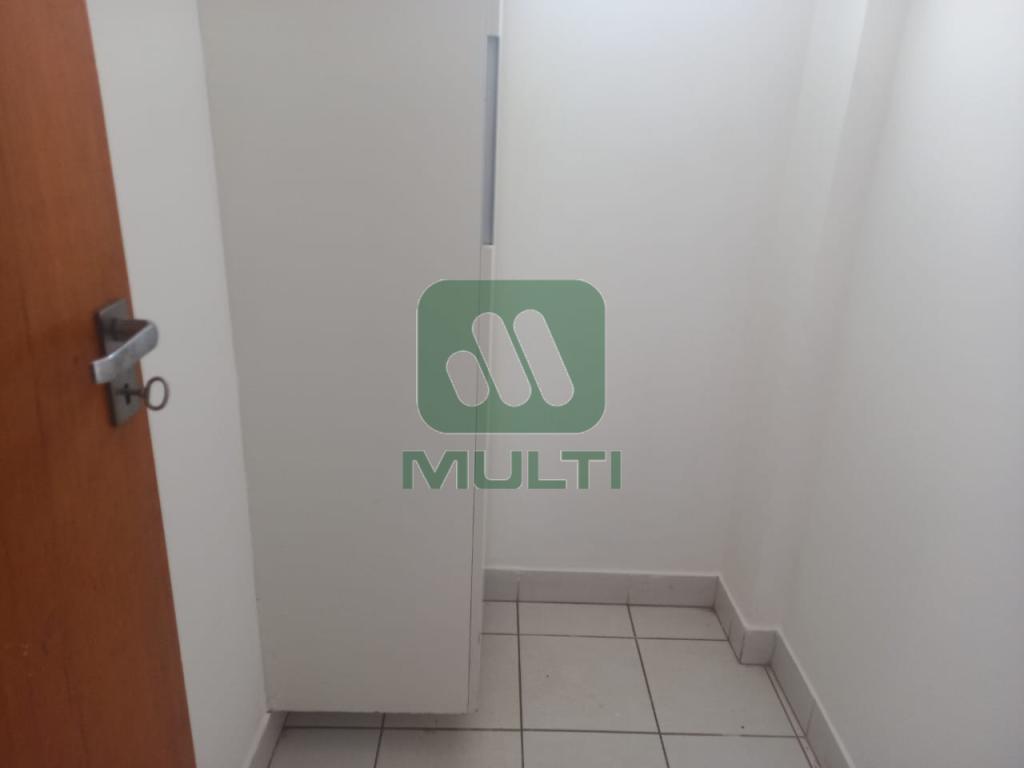 Apartamento à venda com 3 quartos, 76m² - Foto 39