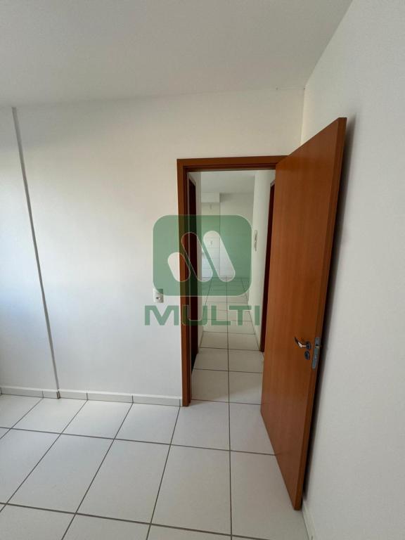 Apartamento à venda com 2 quartos, 52m² - Foto 11