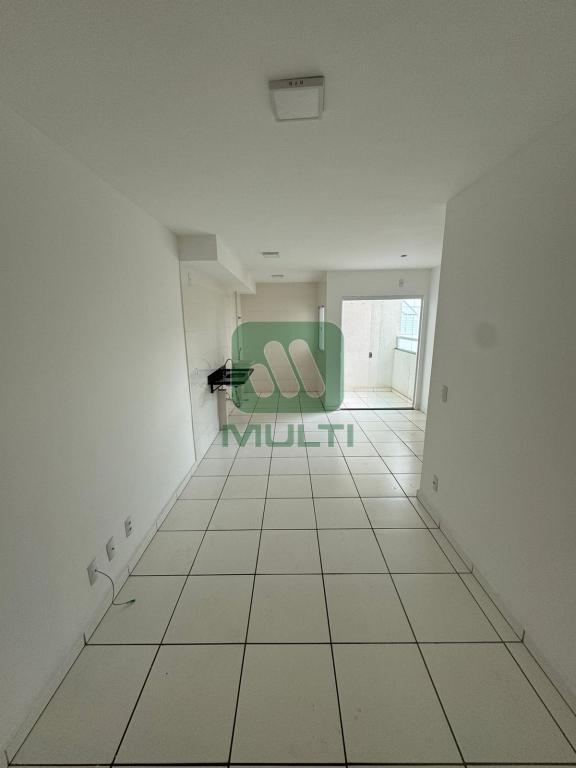 Apartamento à venda com 2 quartos, 52m² - Foto 2