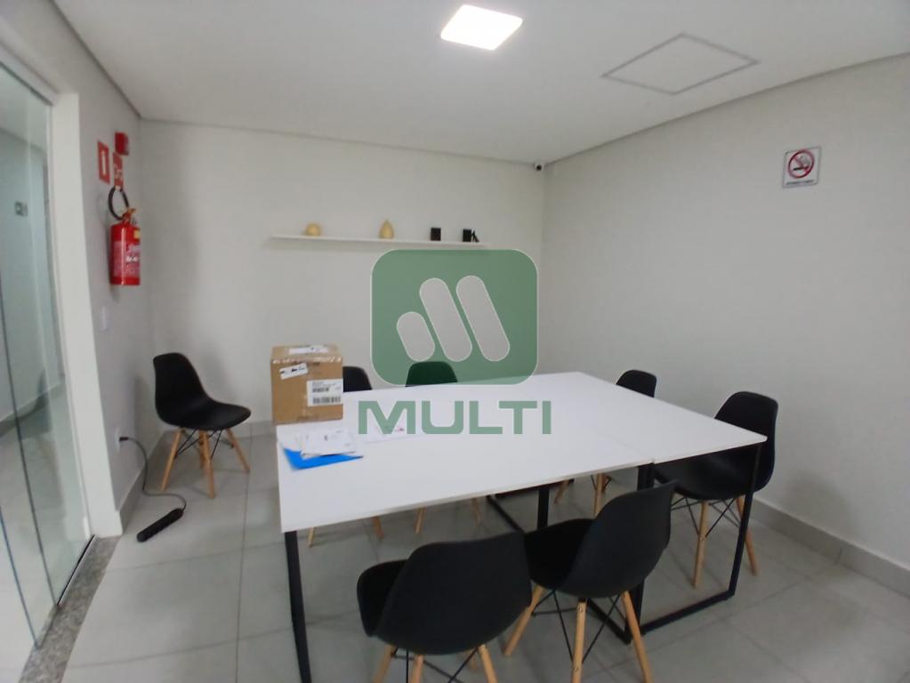 Apartamento à venda com 2 quartos, 59m² - Foto 8