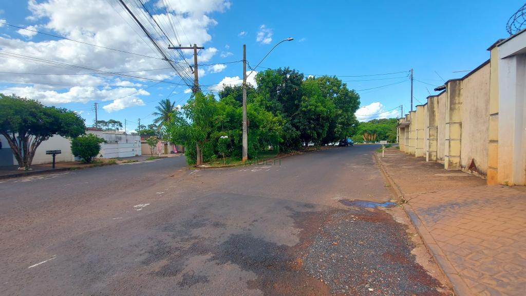 Loteamento e Condomínio à venda com 1 quarto, 1m² - Foto 1