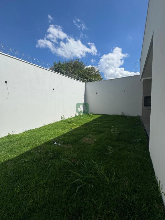 Casa à venda com 3 quartos, 160m² - Foto 7