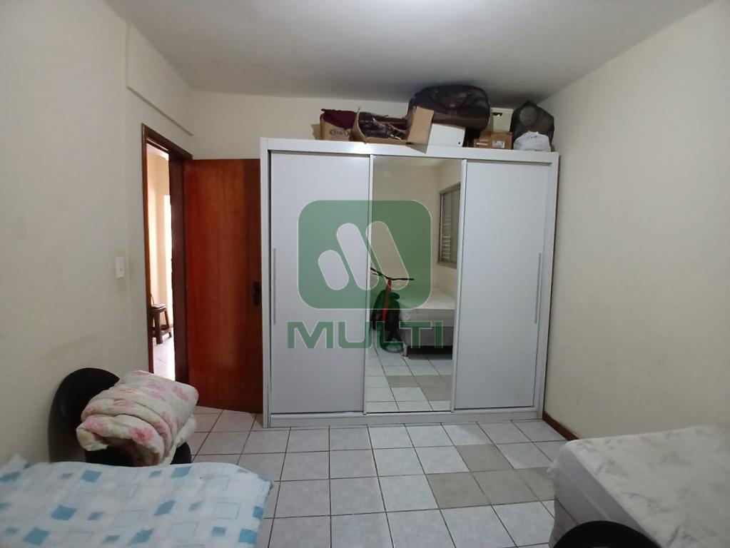 Apartamento à venda com 3 quartos, 114m² - Foto 8