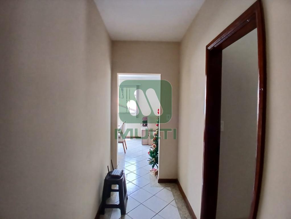 Apartamento à venda com 3 quartos, 114m² - Foto 12