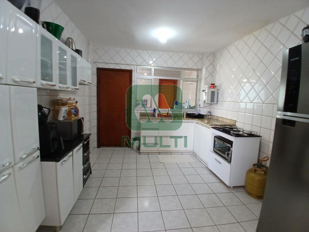 Apartamento à venda com 3 quartos, 114m² - Foto 15