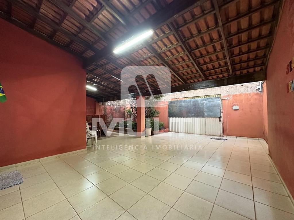 Casa à venda com 4 quartos, 170m² - Foto 3