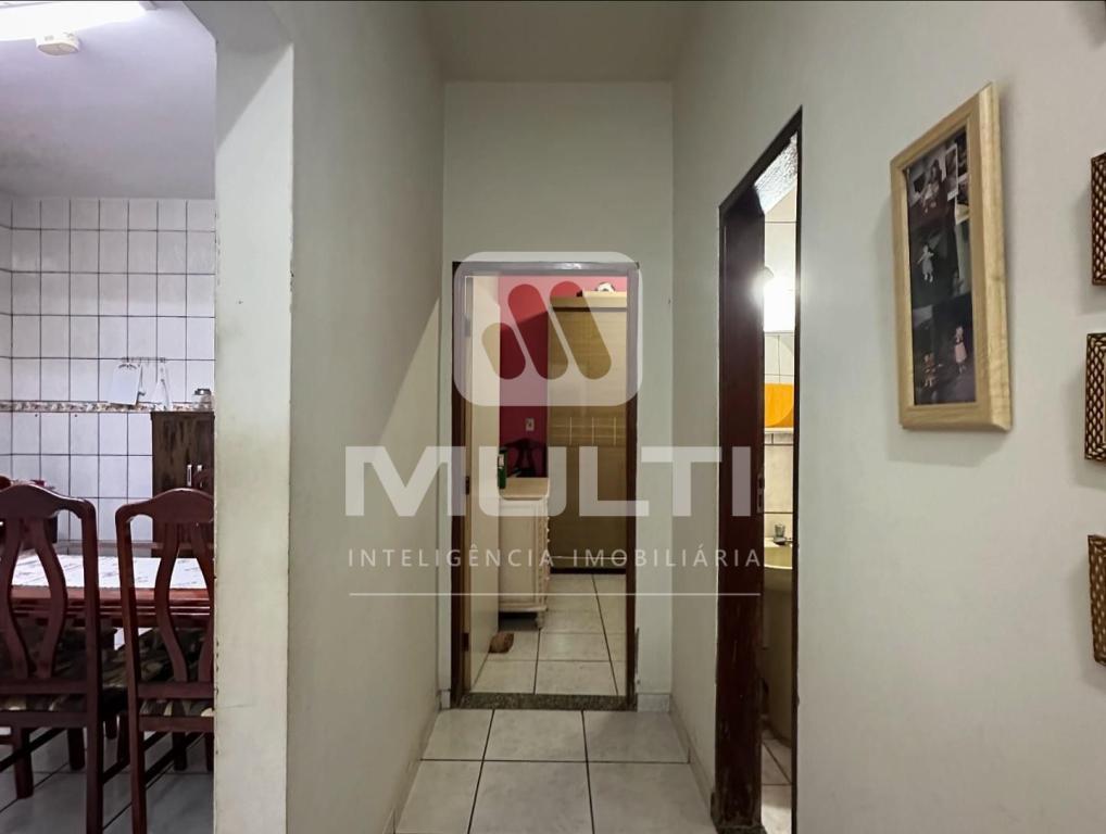 Casa à venda com 4 quartos, 170m² - Foto 5