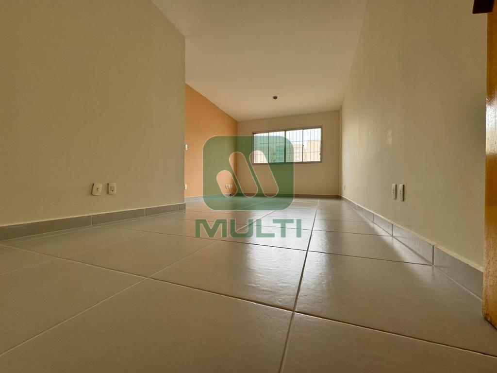 Apartamento à venda com 3 quartos, 73m² - Foto 9