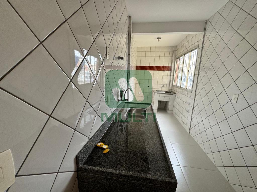 Apartamento à venda com 3 quartos, 73m² - Foto 17