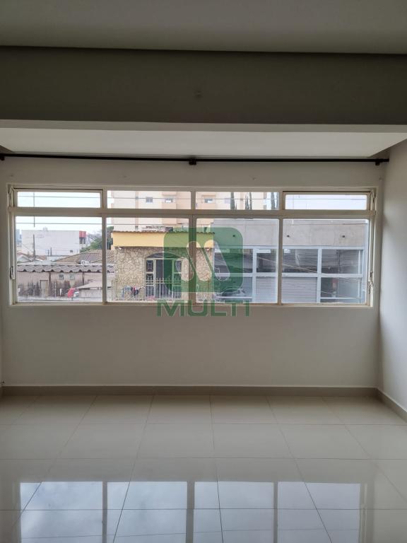 Apartamento à venda com 3 quartos, 178m² - Foto 1