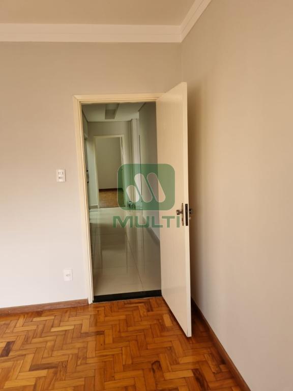 Apartamento à venda com 3 quartos, 178m² - Foto 10