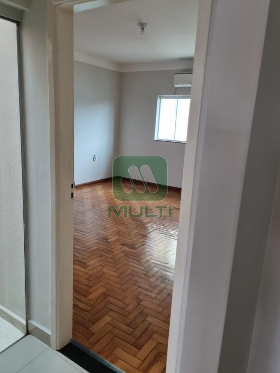 Apartamento à venda com 3 quartos, 178m² - Foto 20