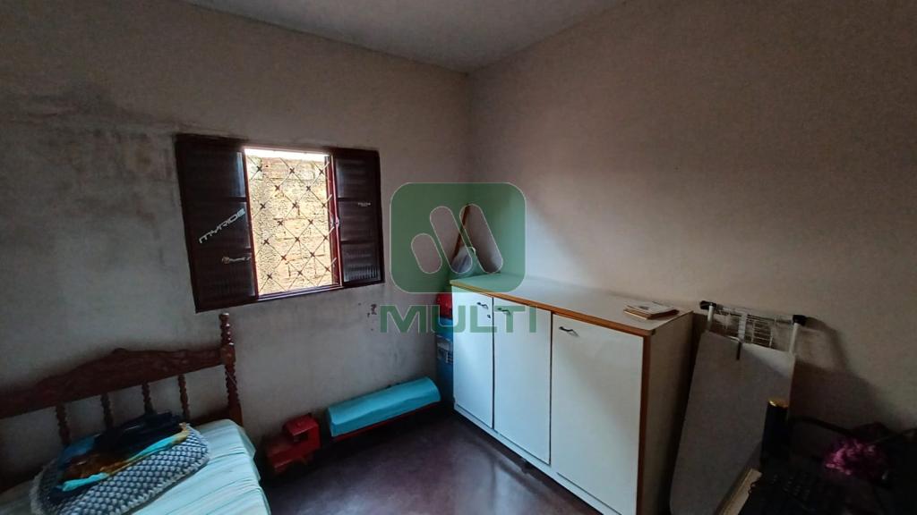 Casa à venda com 3 quartos, 70m² - Foto 7