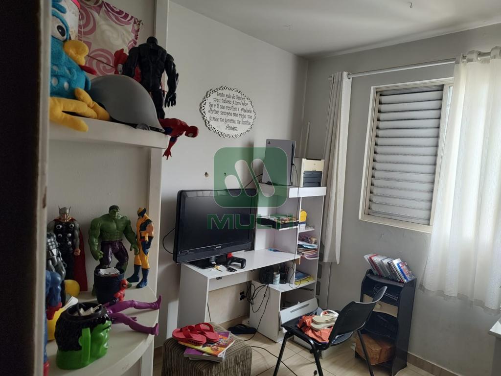 Apartamento à venda com 3 quartos, 80m² - Foto 5