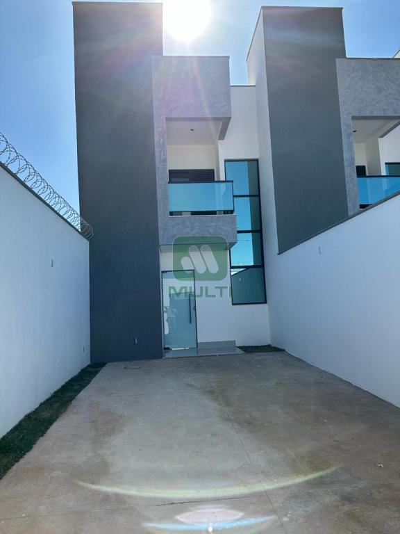 Apartamento à venda com 2 quartos, 83m² - Foto 2