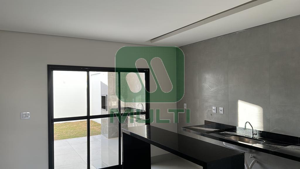 Apartamento à venda com 2 quartos, 83m² - Foto 12