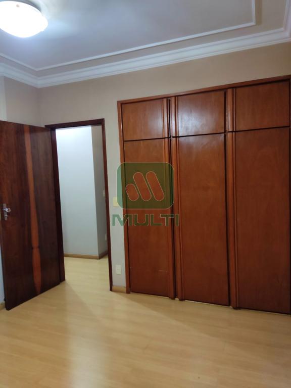 Apartamento à venda com 3 quartos, 127m² - Foto 20