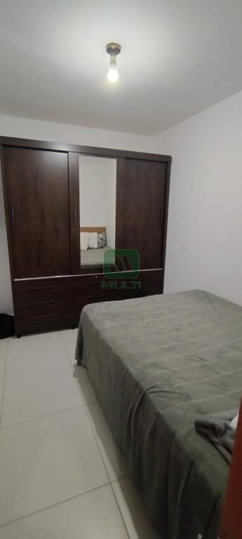 Apartamento à venda com 2 quartos, 52m² - Foto 4