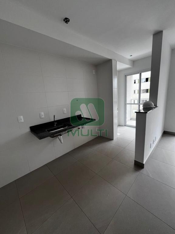 Apartamento à venda com 2 quartos, 57m² - Foto 27