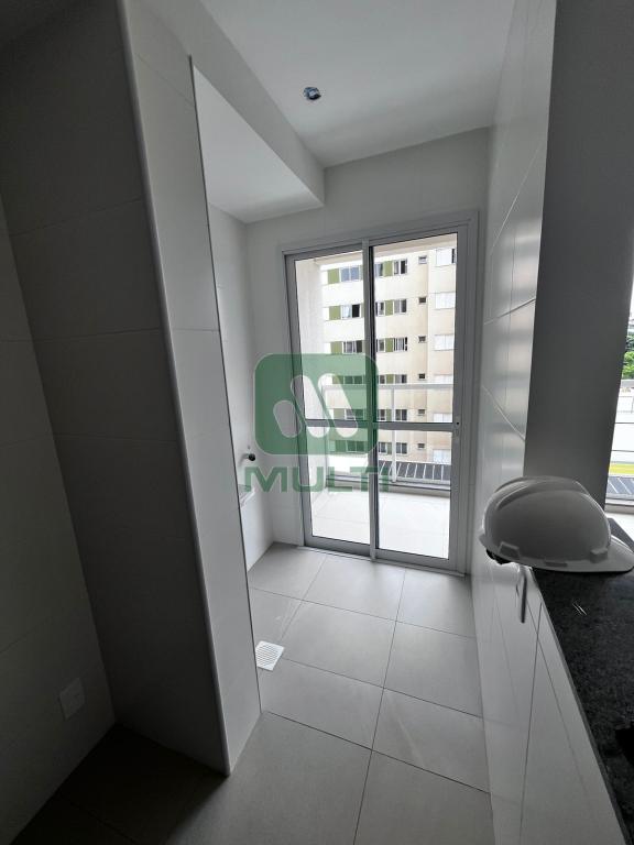 Apartamento à venda com 2 quartos, 57m² - Foto 28