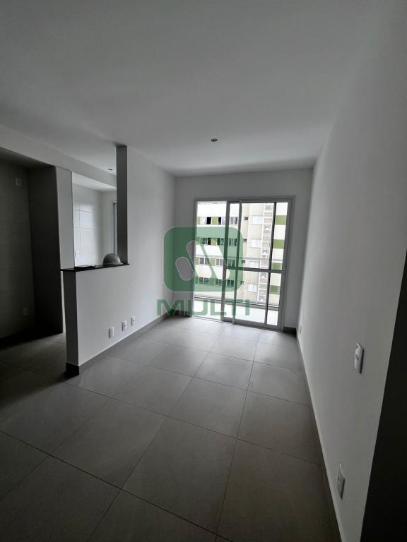 Apartamento à venda com 2 quartos, 57m² - Foto 30