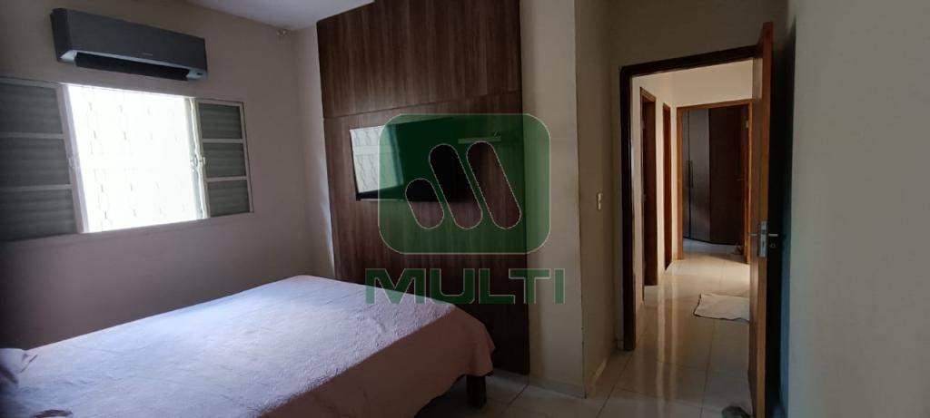 Casa à venda com 3 quartos, 199m² - Foto 6