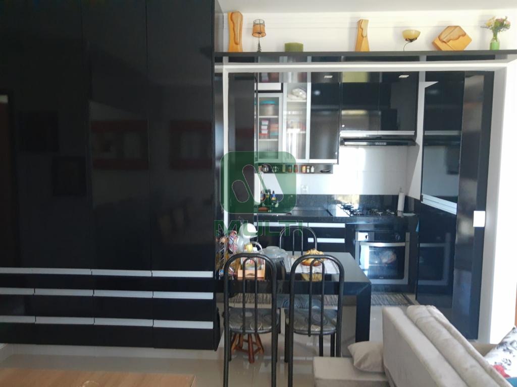 Apartamento à venda com 2 quartos, 53m² - Foto 11