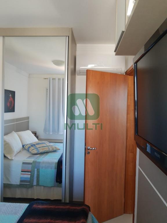 Apartamento à venda com 2 quartos, 53m² - Foto 30