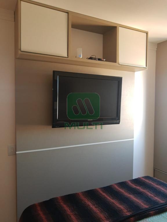 Apartamento à venda com 2 quartos, 53m² - Foto 32