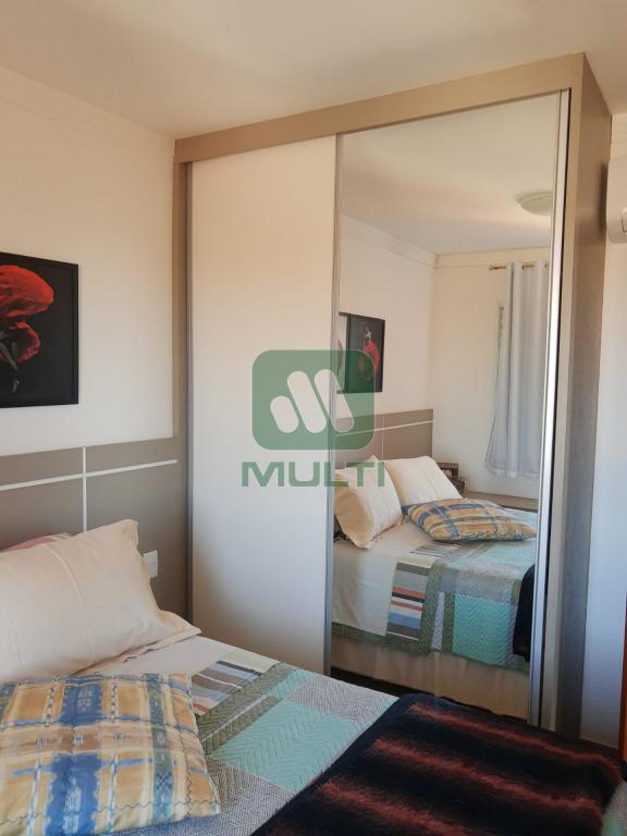 Apartamento à venda com 2 quartos, 53m² - Foto 33