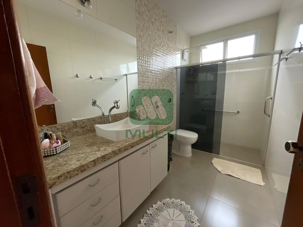 Casa à venda com 3 quartos, 195m² - Foto 10