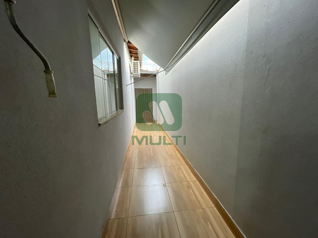 Casa à venda com 3 quartos, 195m² - Foto 18