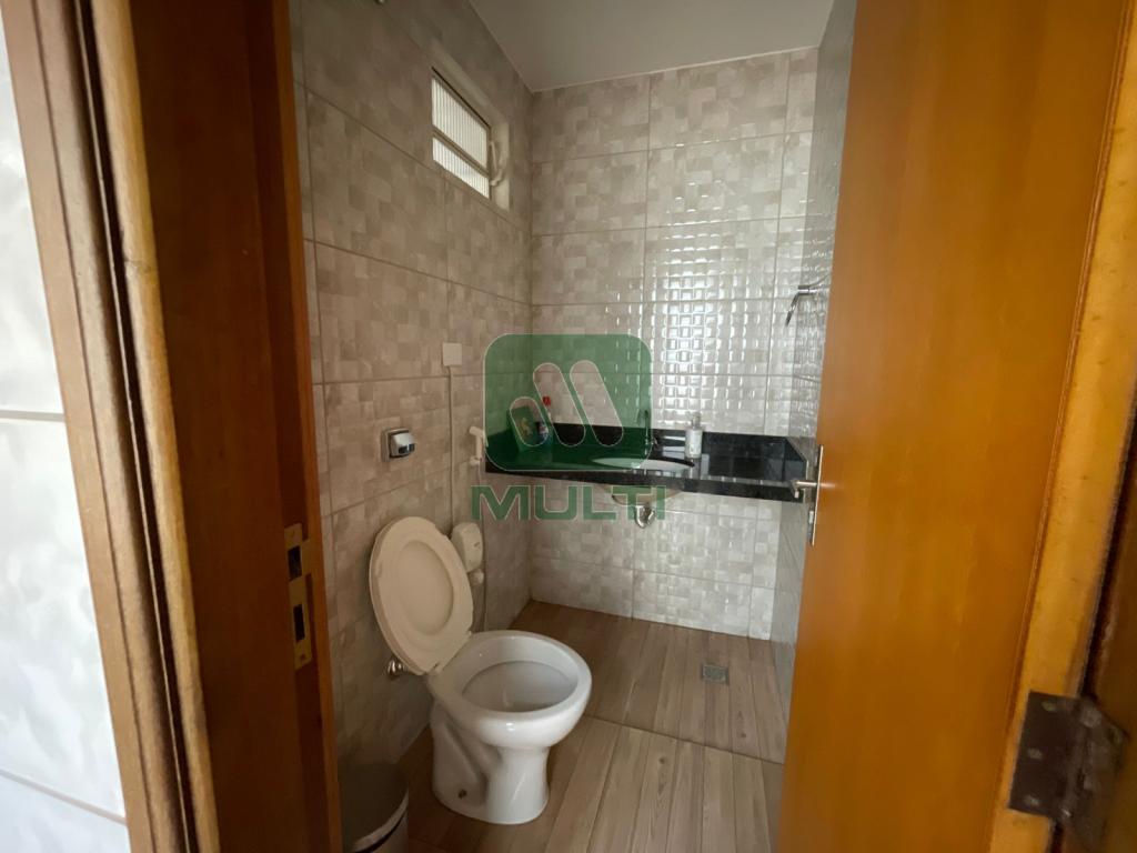 Casa à venda com 3 quartos, 195m² - Foto 25