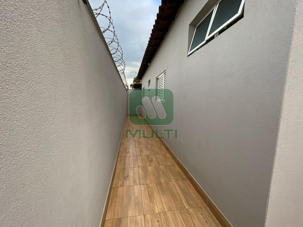 Casa à venda com 3 quartos, 195m² - Foto 27