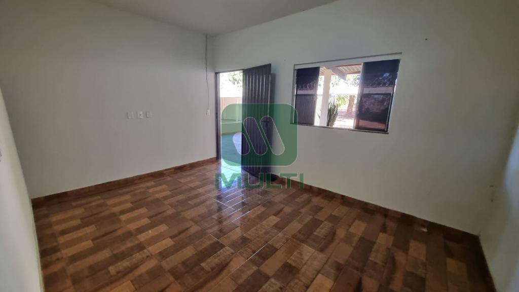 Fazenda à venda com 3 quartos, 200m² - Foto 5