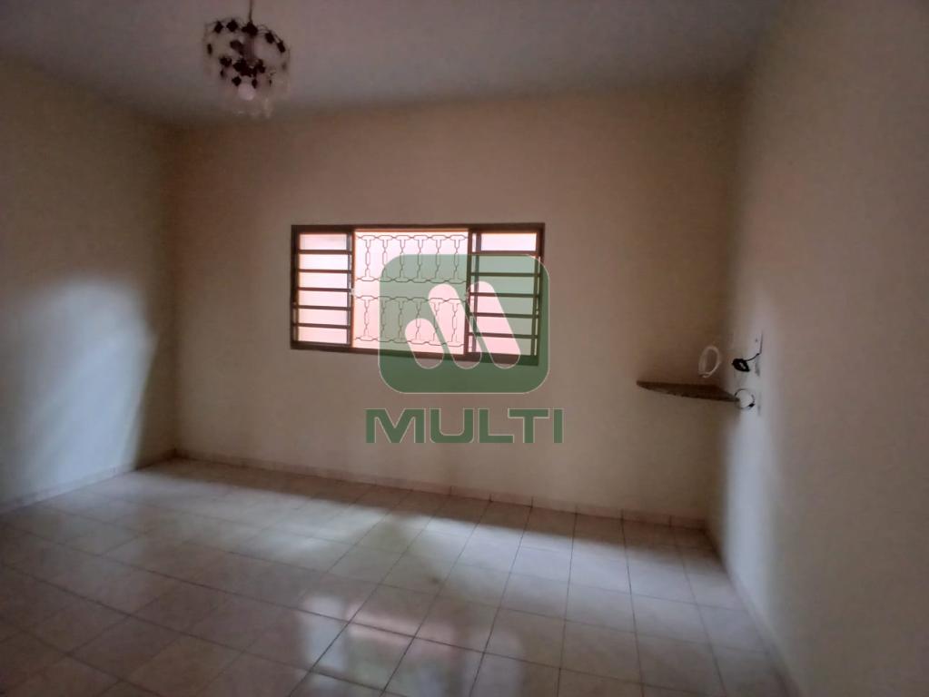 Casa à venda com 3 quartos, 200m² - Foto 21