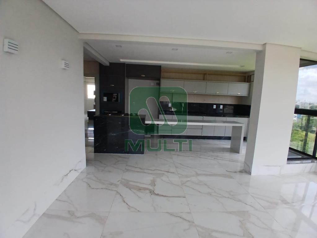 Apartamento à venda com 3 quartos, 145m² - Foto 17