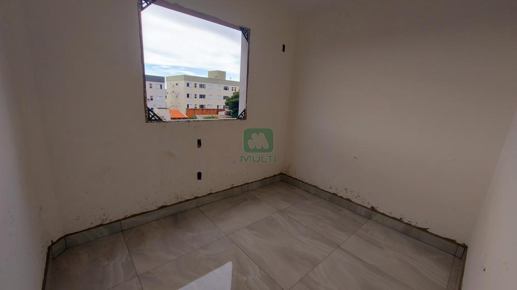 Apartamento à venda com 3 quartos, 90m² - Foto 5