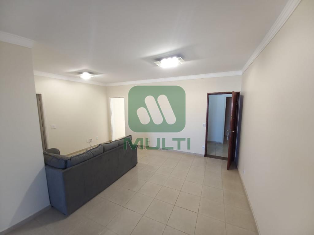 Apartamento à venda com 4 quartos, 160m² - Foto 3