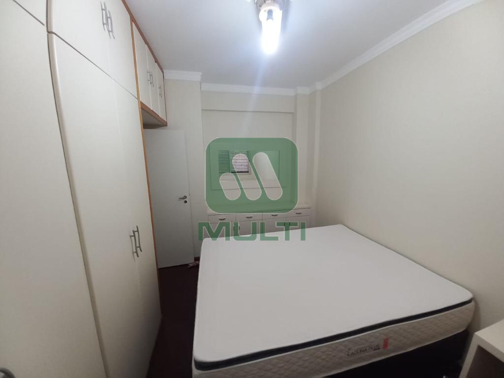 Apartamento à venda com 4 quartos, 160m² - Foto 11